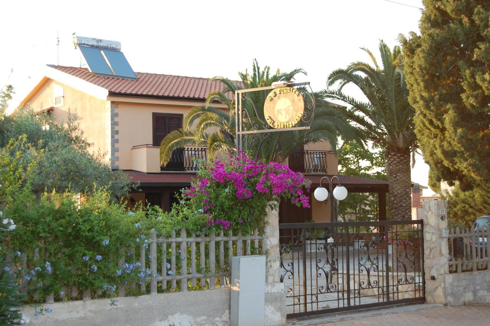 라스카리 Sunrise B&B 외부 사진