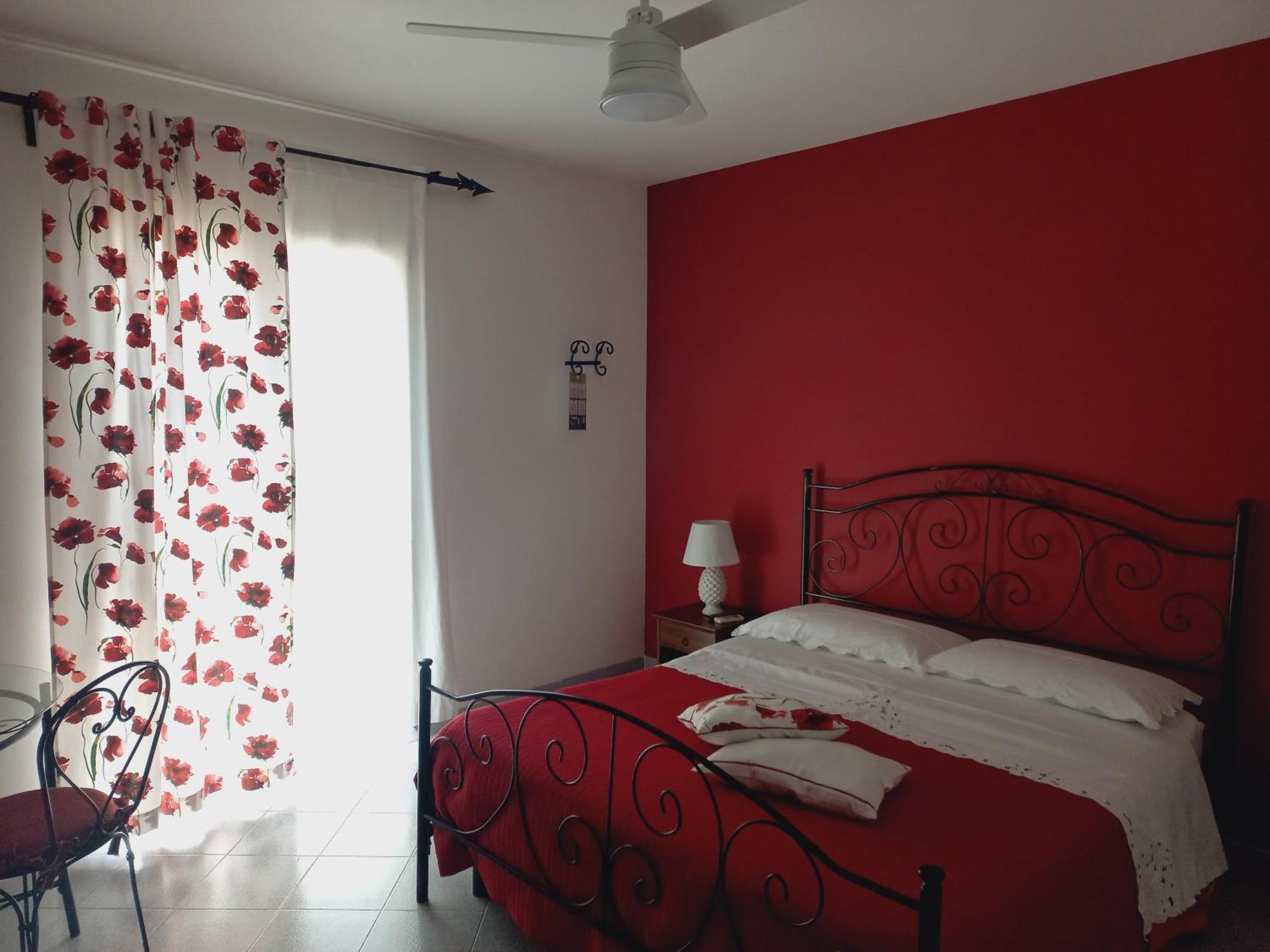 라스카리 Sunrise B&B 외부 사진